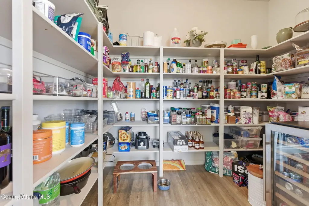 9798 N Heston Loop Hayden ID 83835