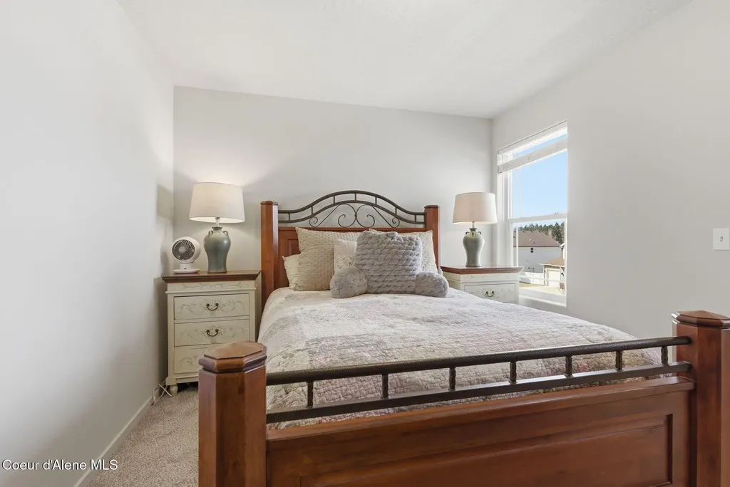 9798 N Heston Loop Hayden ID 83835