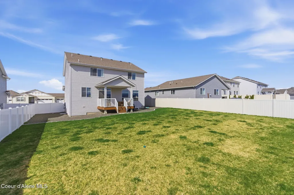 9798 N Heston Loop Hayden ID 83835
