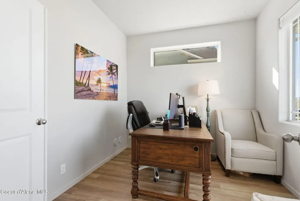 9798 N Heston Loop Hayden ID 83835