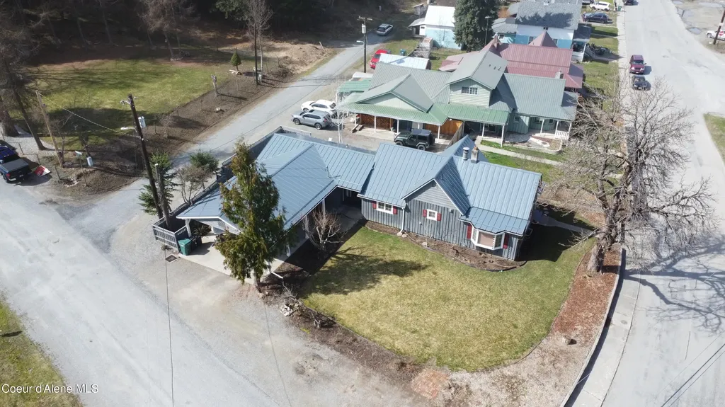 7042 Oak Street Bonners Ferry ID 83805