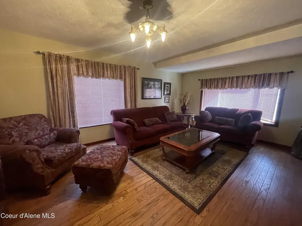 7042 Oak Street Bonners Ferry ID 83805