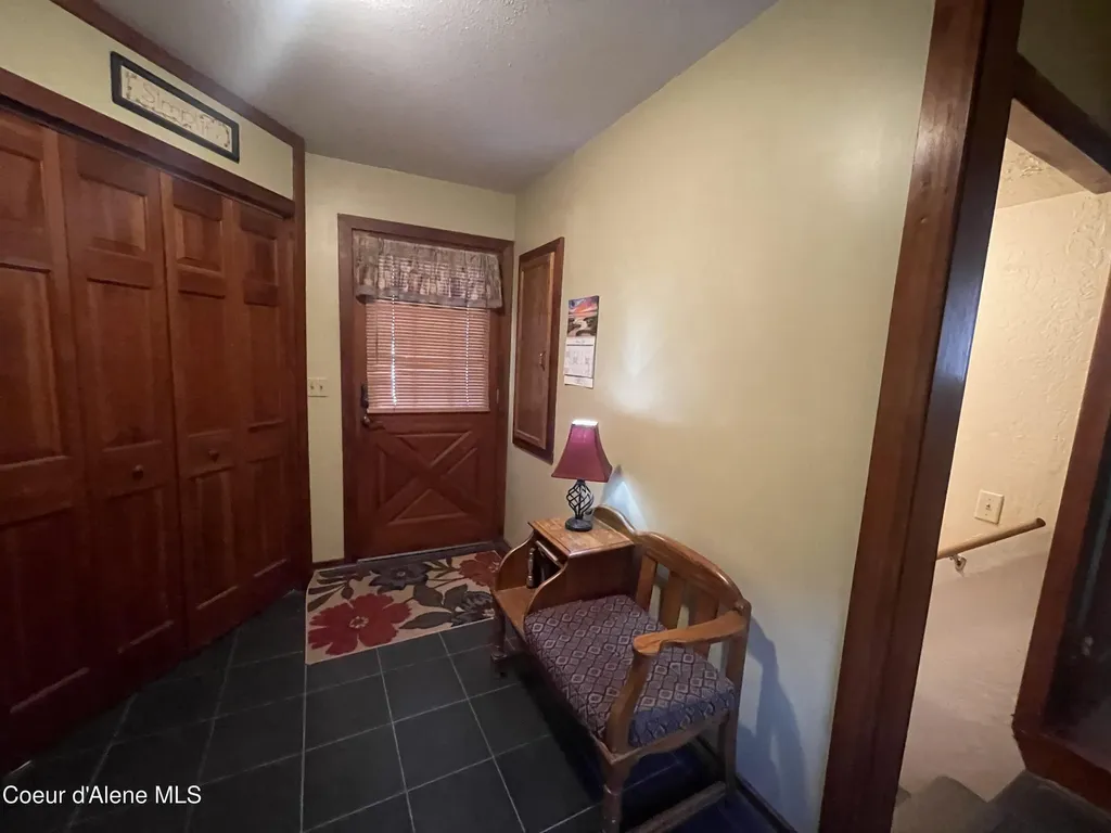 7042 Oak Street Bonners Ferry ID 83805