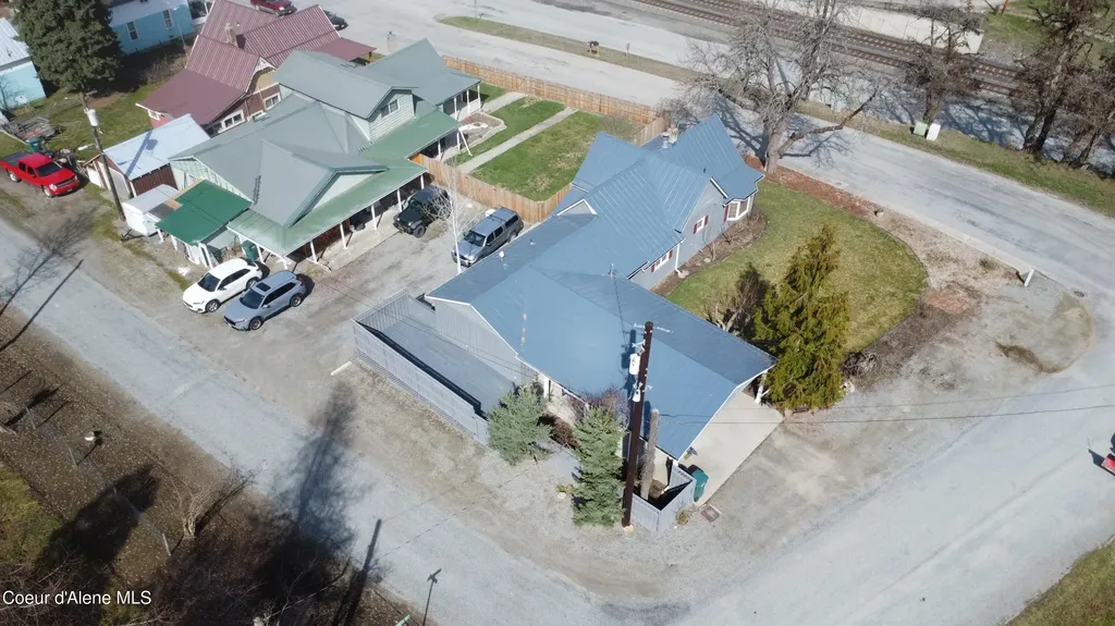 7042 Oak Street Bonners Ferry ID 83805