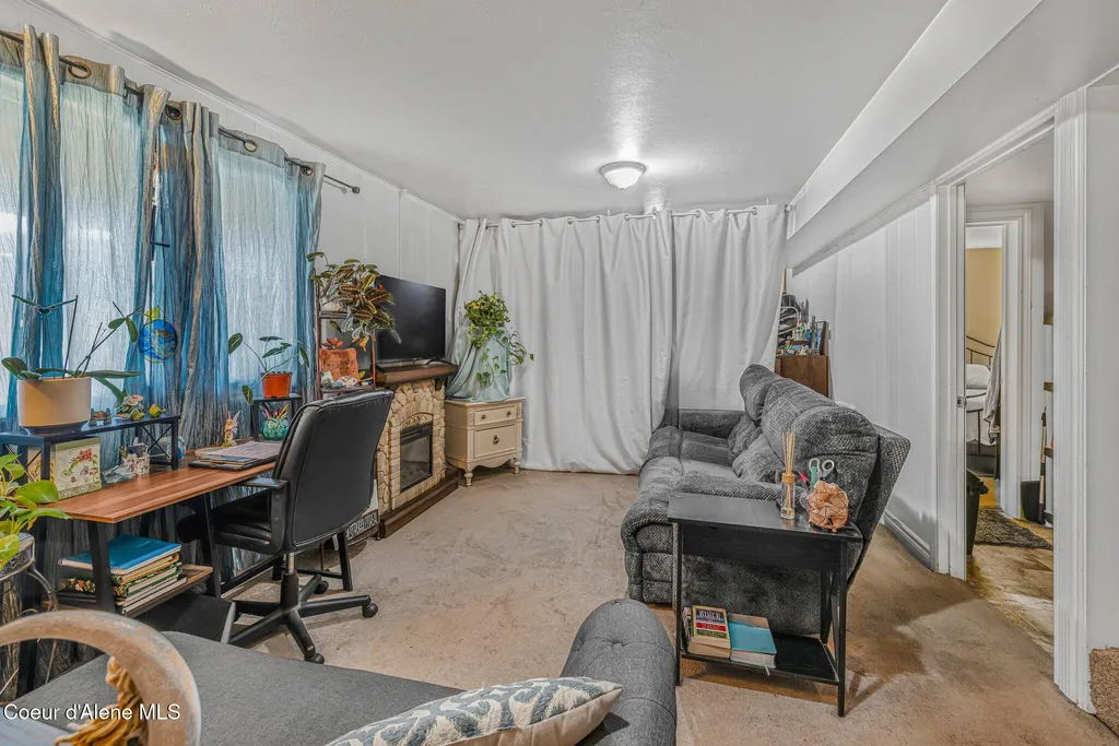 19459 W Riverview Drive Post Falls ID 83854
