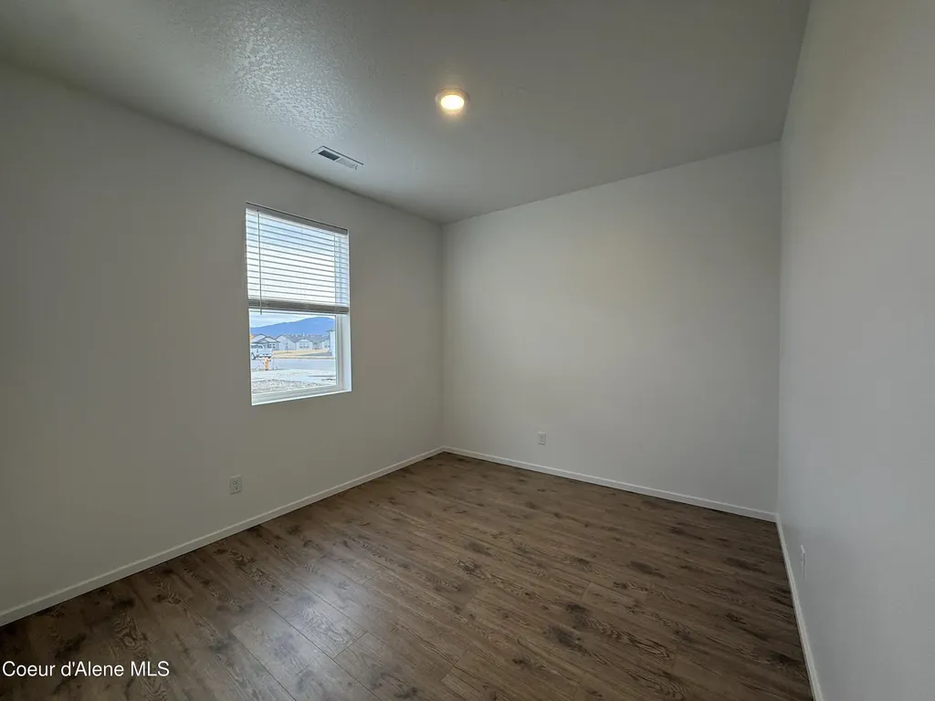 5262 E Aquila Avenue Post Falls ID 83854