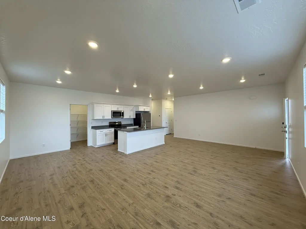 5262 E Aquila Avenue Post Falls ID 83854
