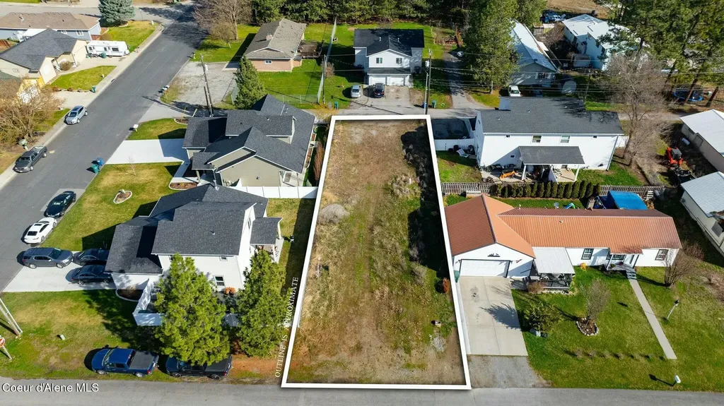 206/209 W 17th/warner Ave/road Post Falls ID 83854