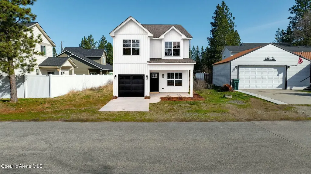 206/209 W 17th/warner Ave/road Post Falls ID 83854