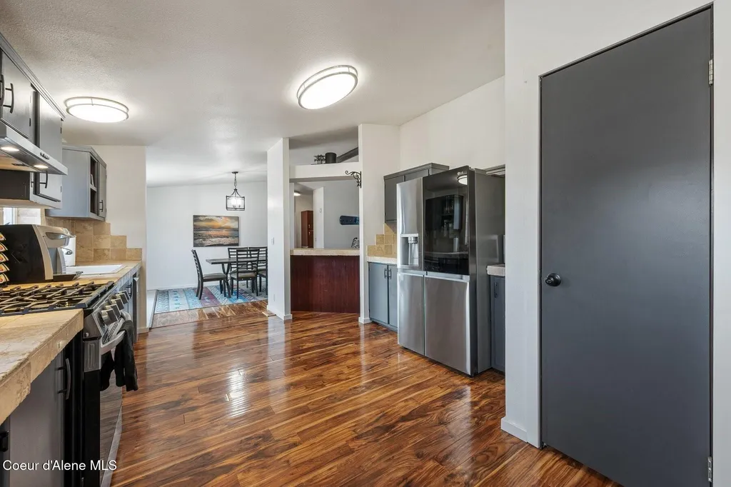 662 Roberson Way Sandpoint ID 83864
