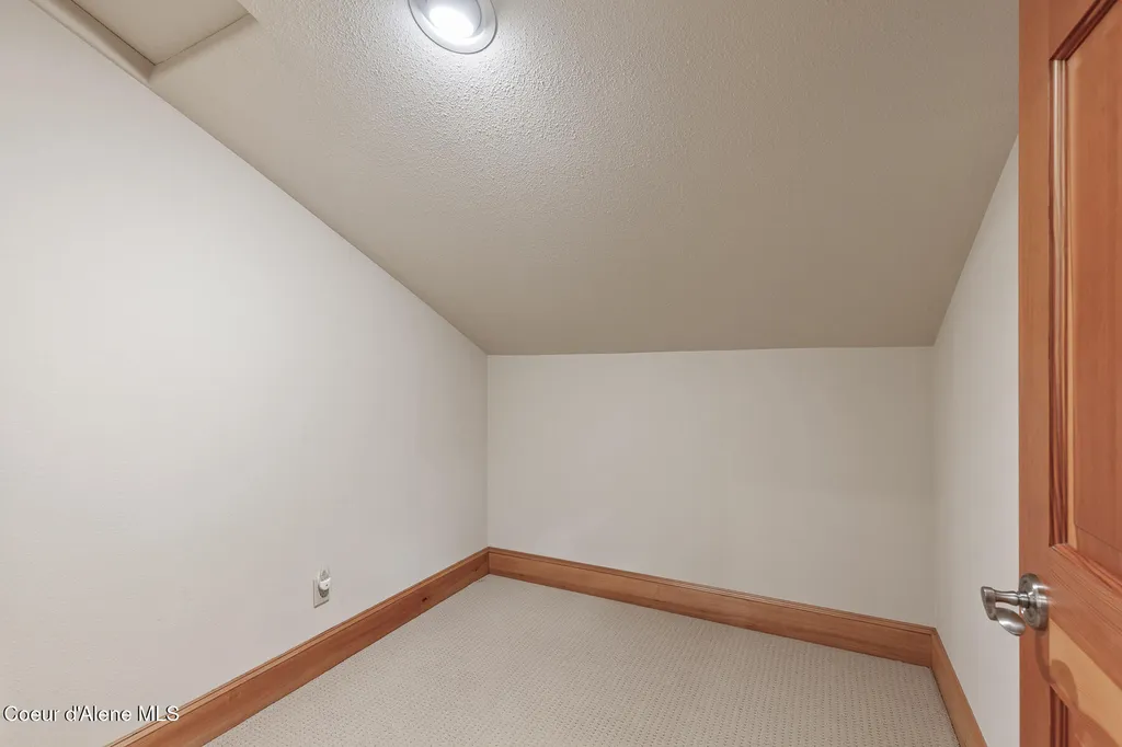 3361 Bottle Bay Road Sagle ID 83860
