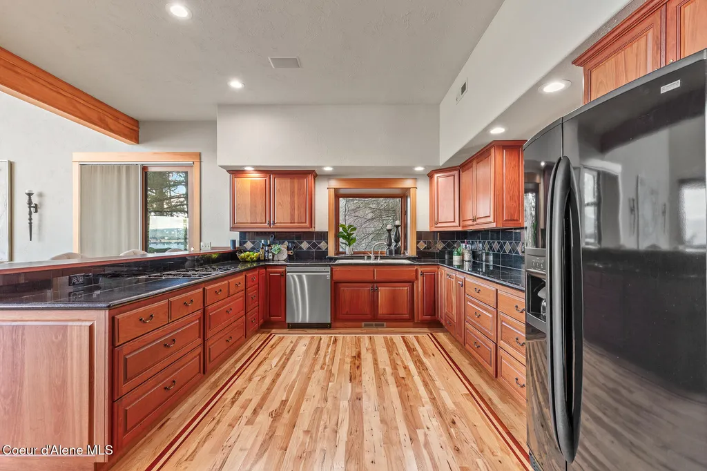 3361 Bottle Bay Road Sagle ID 83860