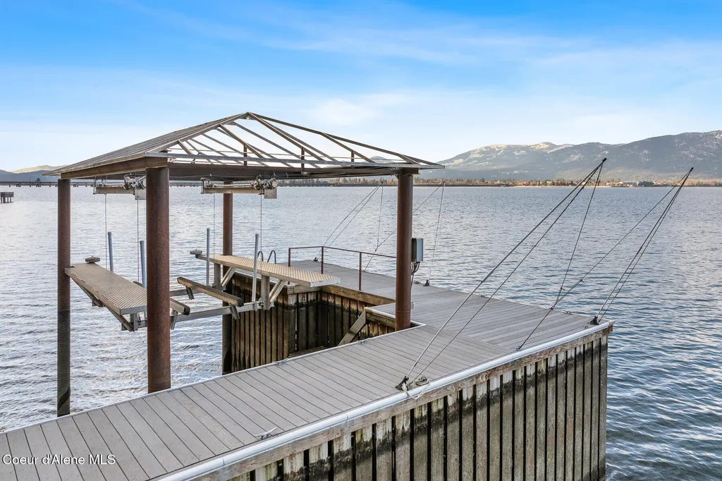 3361 Bottle Bay Road Sagle ID 83860