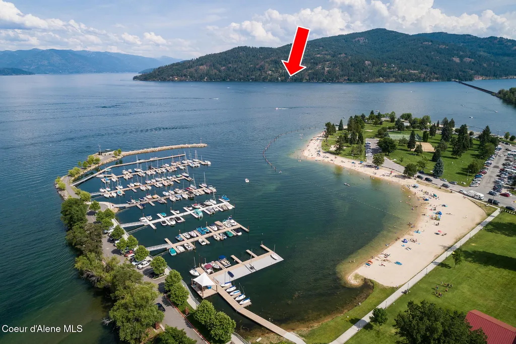 3361 Bottle Bay Road Sagle ID 83860