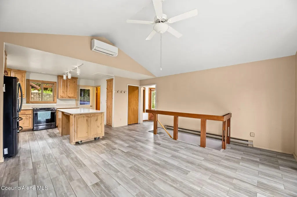 5671 E Wildlife Trail Hayden ID 83835