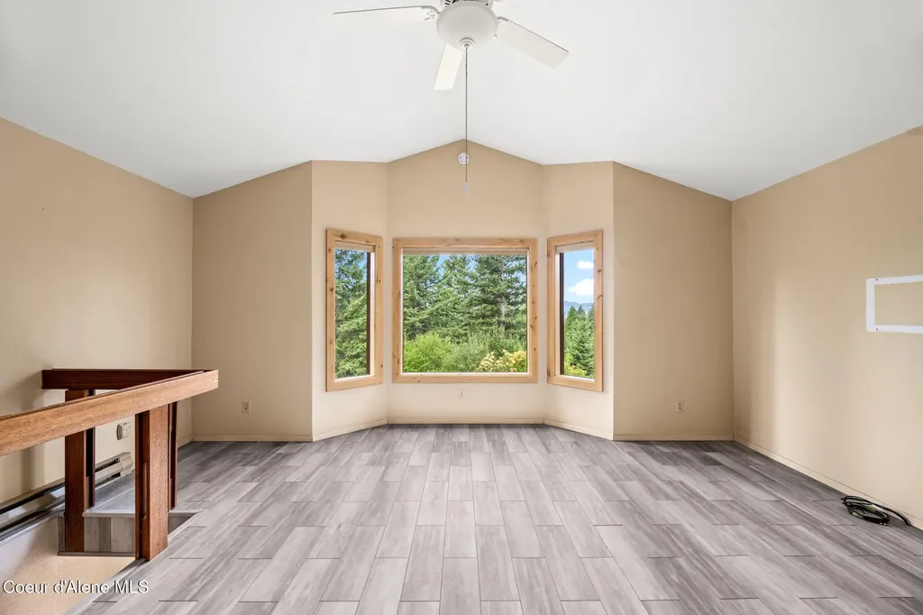 5671 E Wildlife Trail Hayden ID 83835
