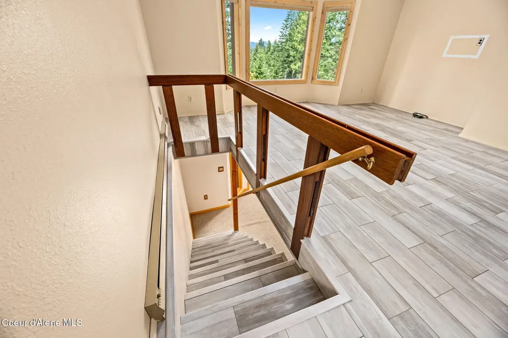 5671 E Wildlife Trail Hayden ID 83835