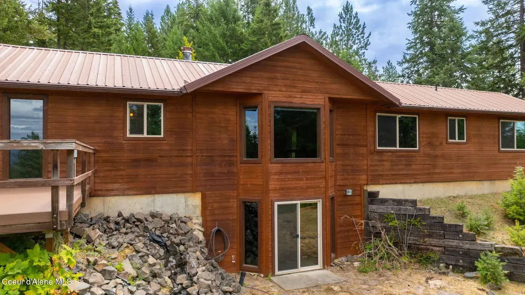 5671 E Wildlife Trail Hayden ID 83835