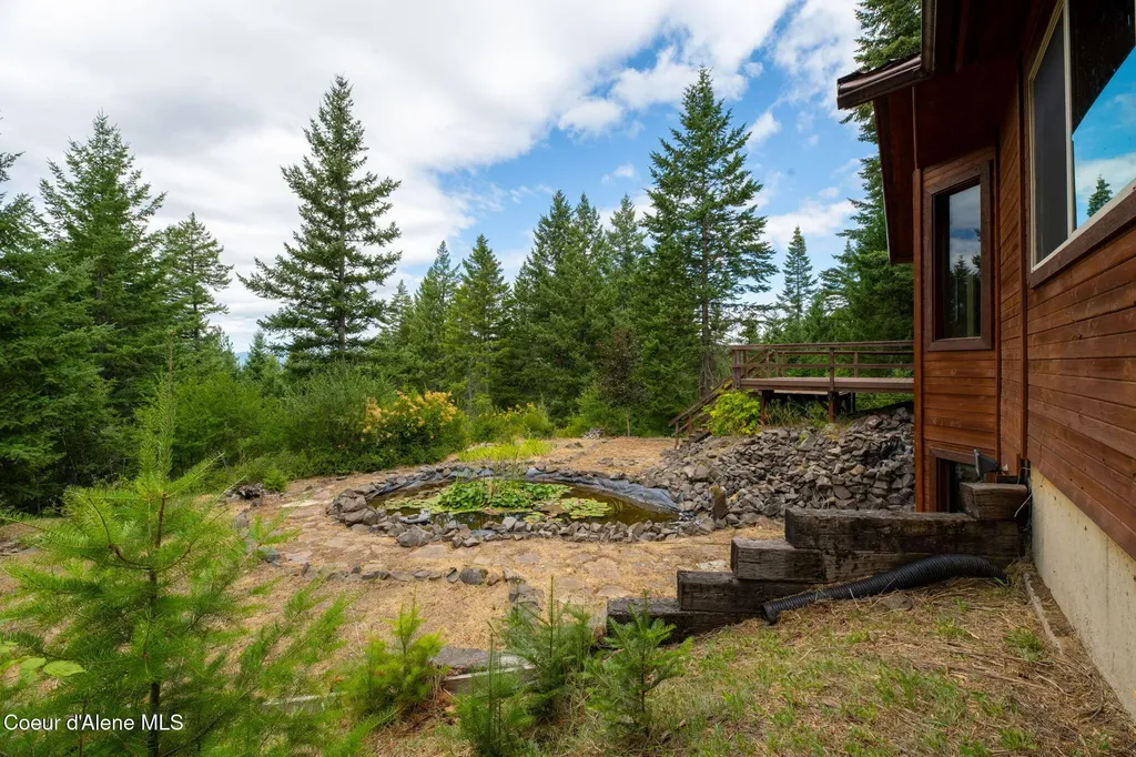5671 E Wildlife Trail Hayden ID 83835