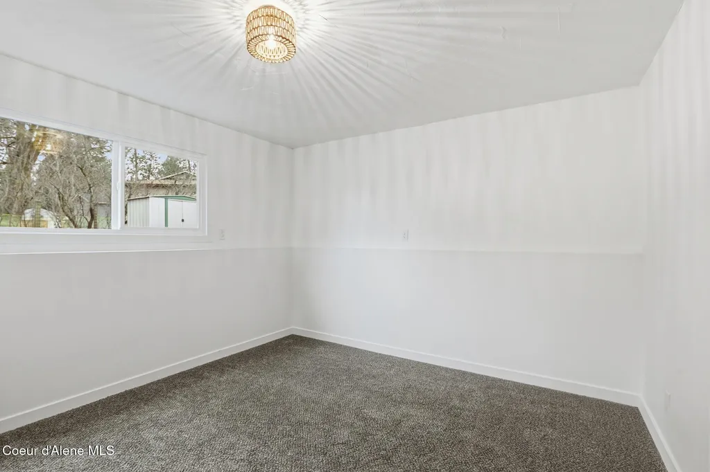 8478 W 4th Street Rathdrum ID 83858