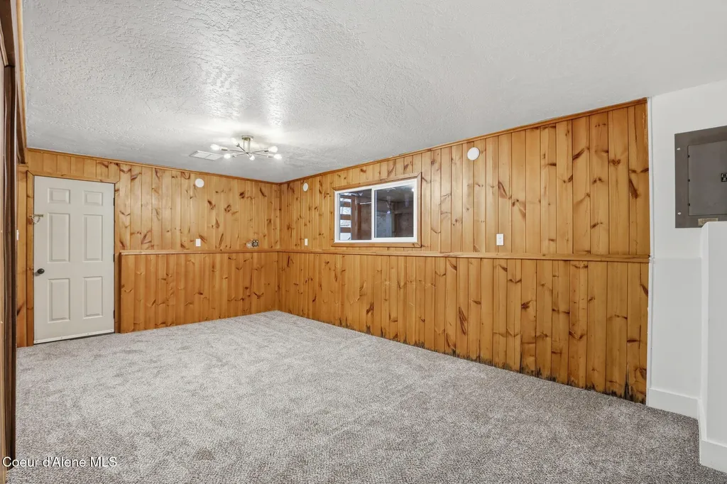 8478 W 4th Street Rathdrum ID 83858