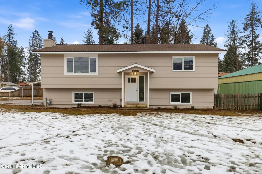 8478 W 4th Street Rathdrum ID 83858
