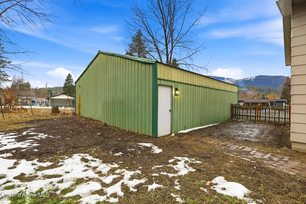 8478 W 4th Street Rathdrum ID 83858