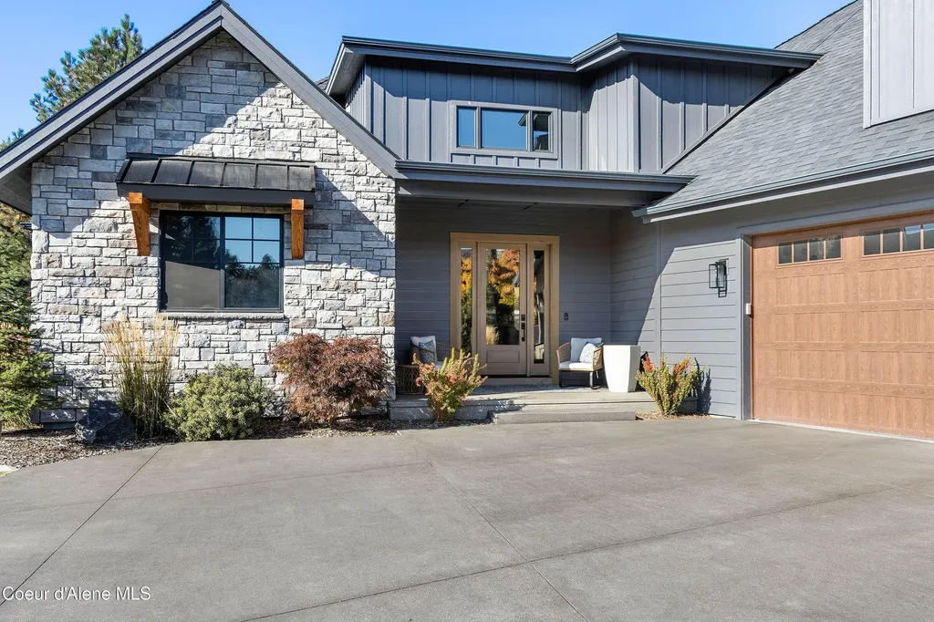 1276 E Hofmeister Court Hayden Lake ID 83835