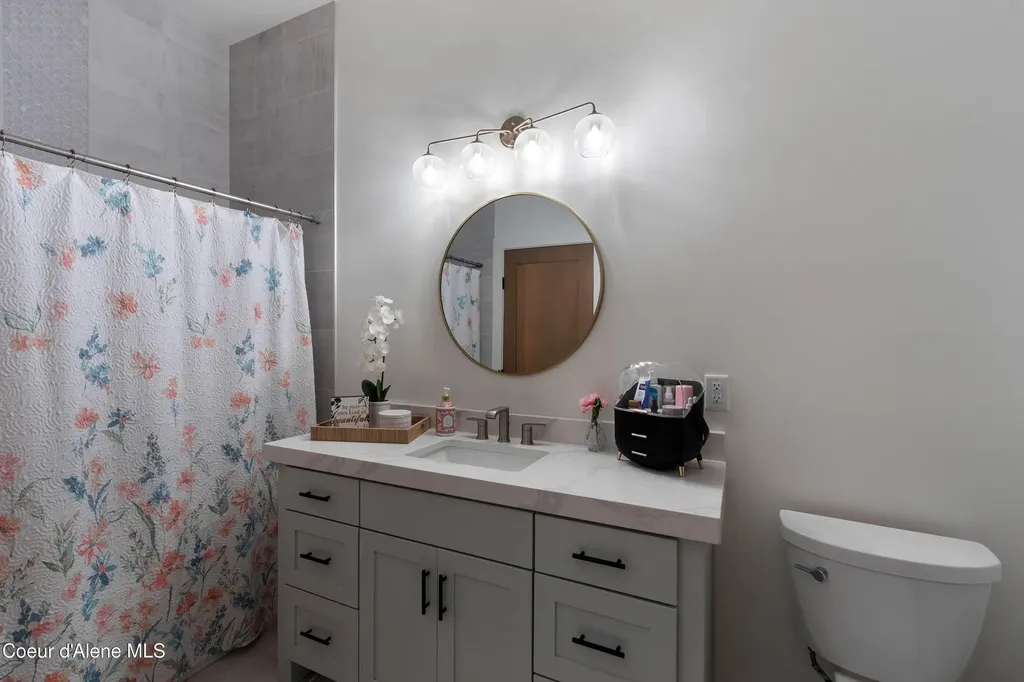 1276 E Hofmeister Court Hayden Lake ID 83835