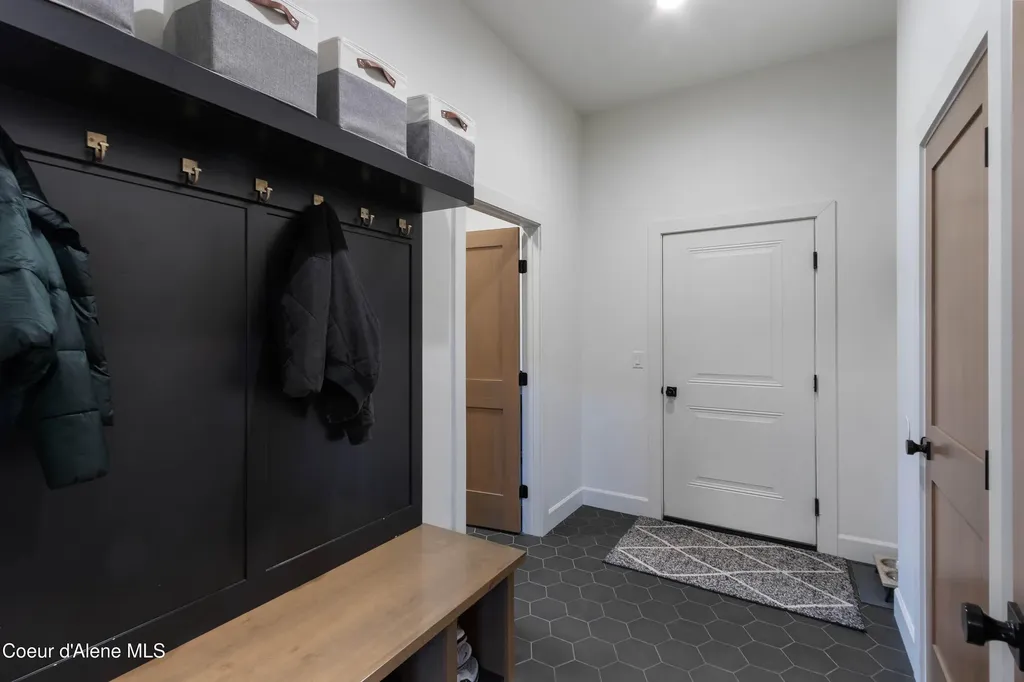 1276 E Hofmeister Court Hayden Lake ID 83835