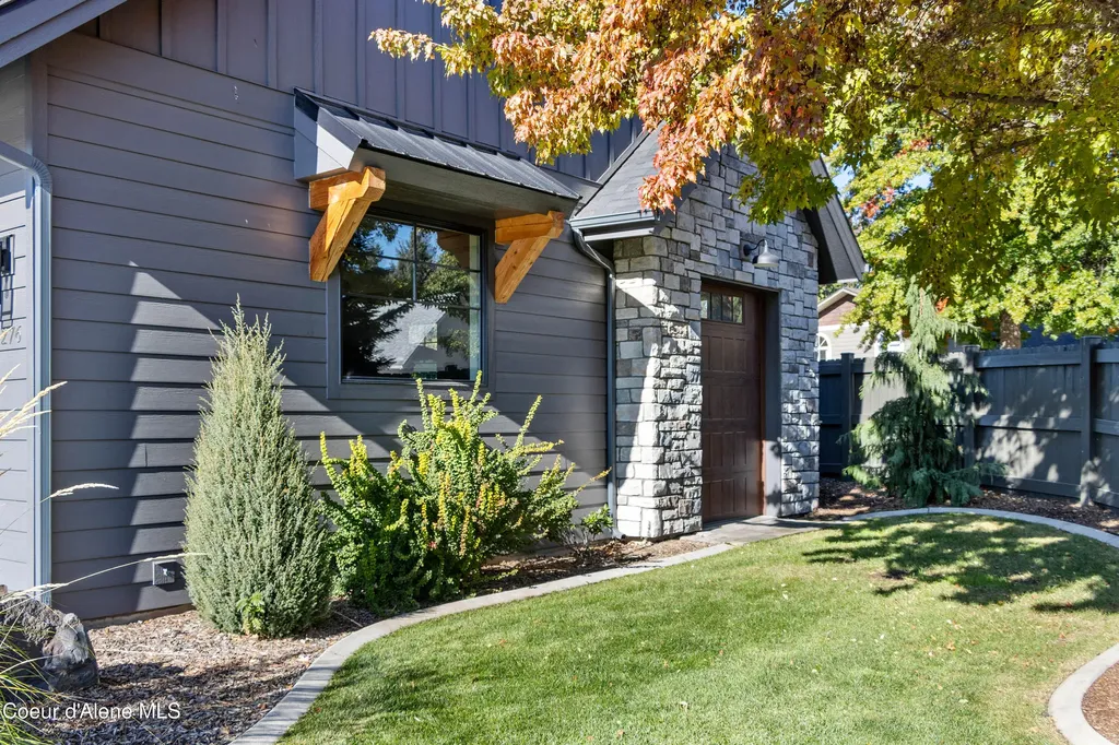 1276 E Hofmeister Court Hayden Lake ID 83835