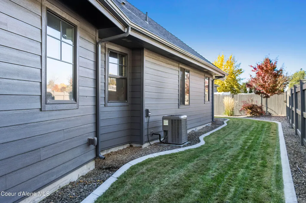 1276 E Hofmeister Court Hayden Lake ID 83835