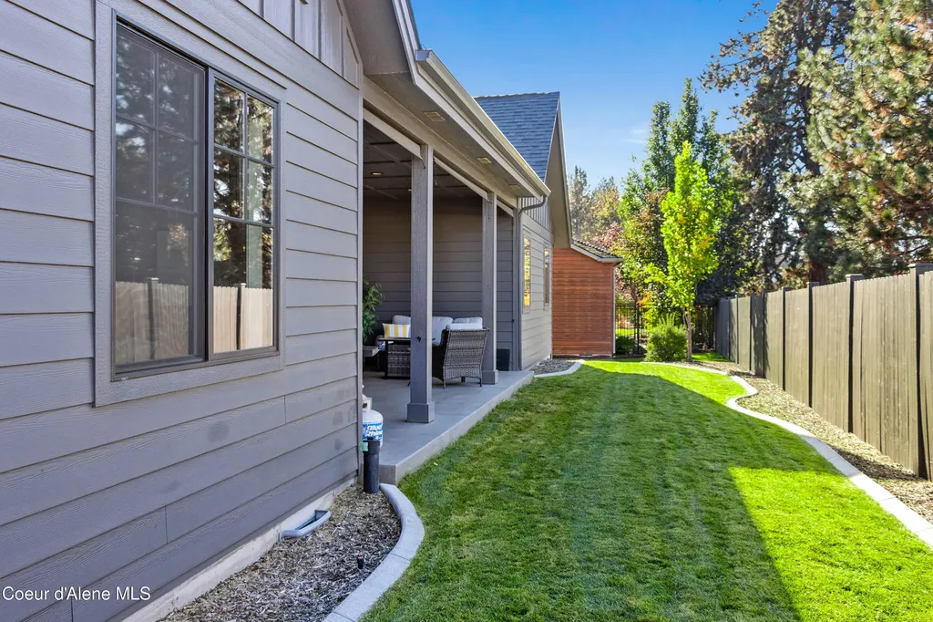 1276 E Hofmeister Court Hayden Lake ID 83835