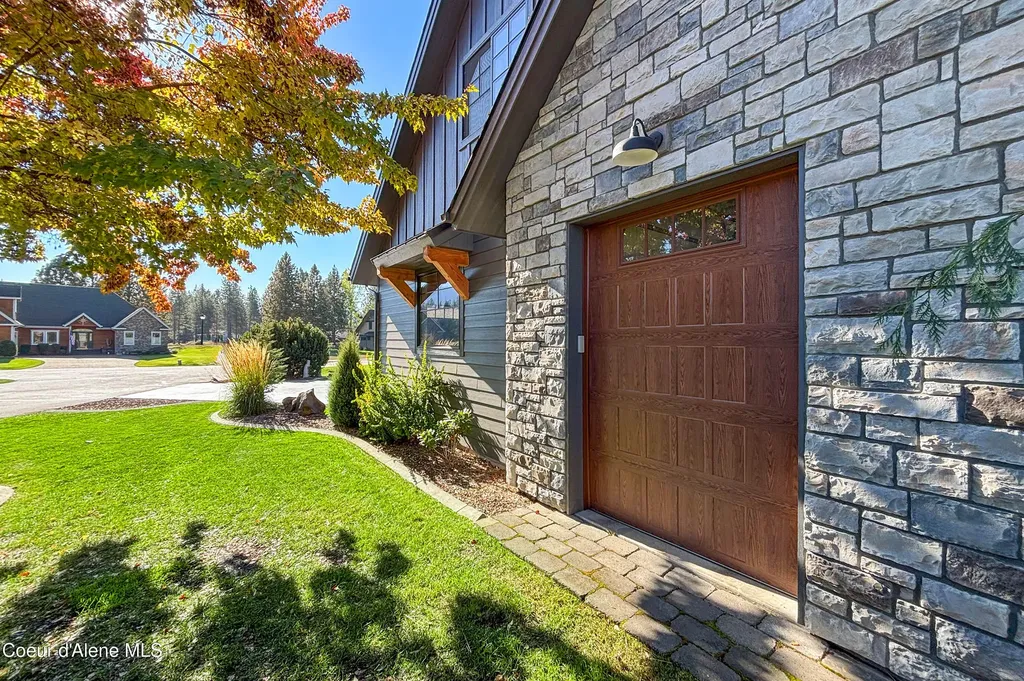 1276 E Hofmeister Court Hayden Lake ID 83835