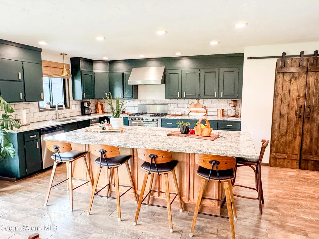 9481 N Chateaux Drive Hayden ID 83835