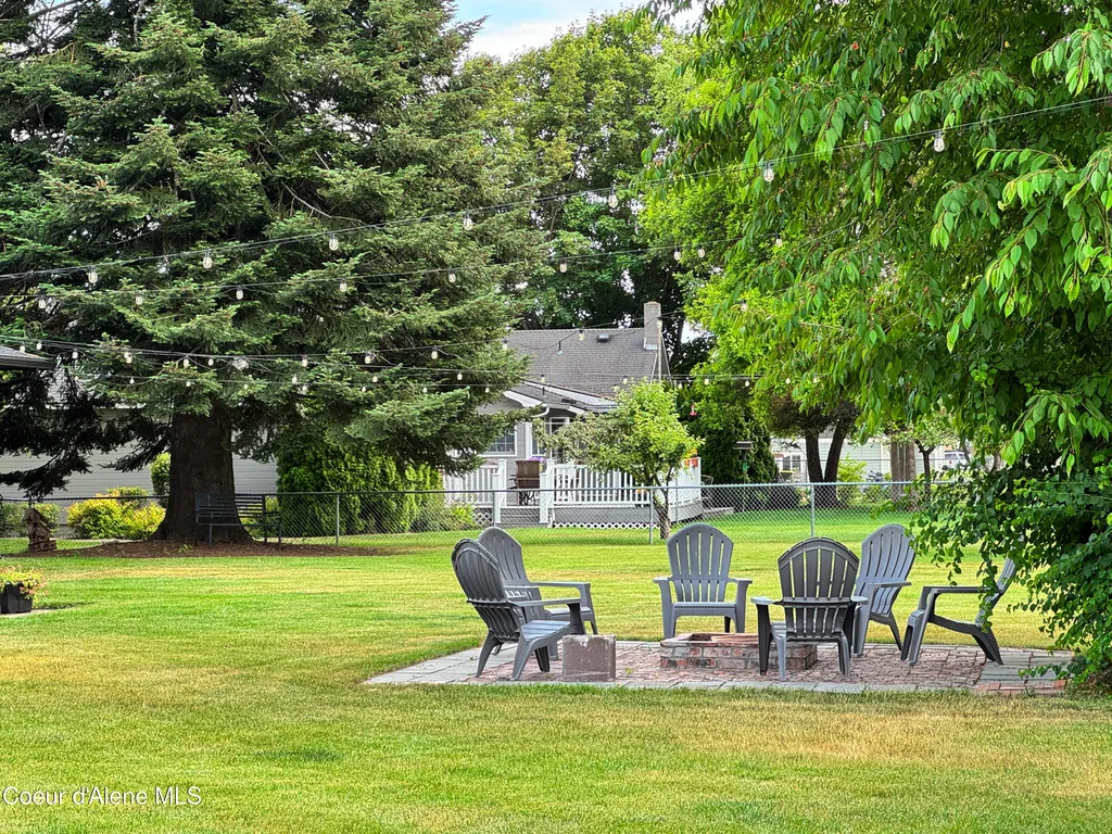 9481 N Chateaux Drive Hayden ID 83835