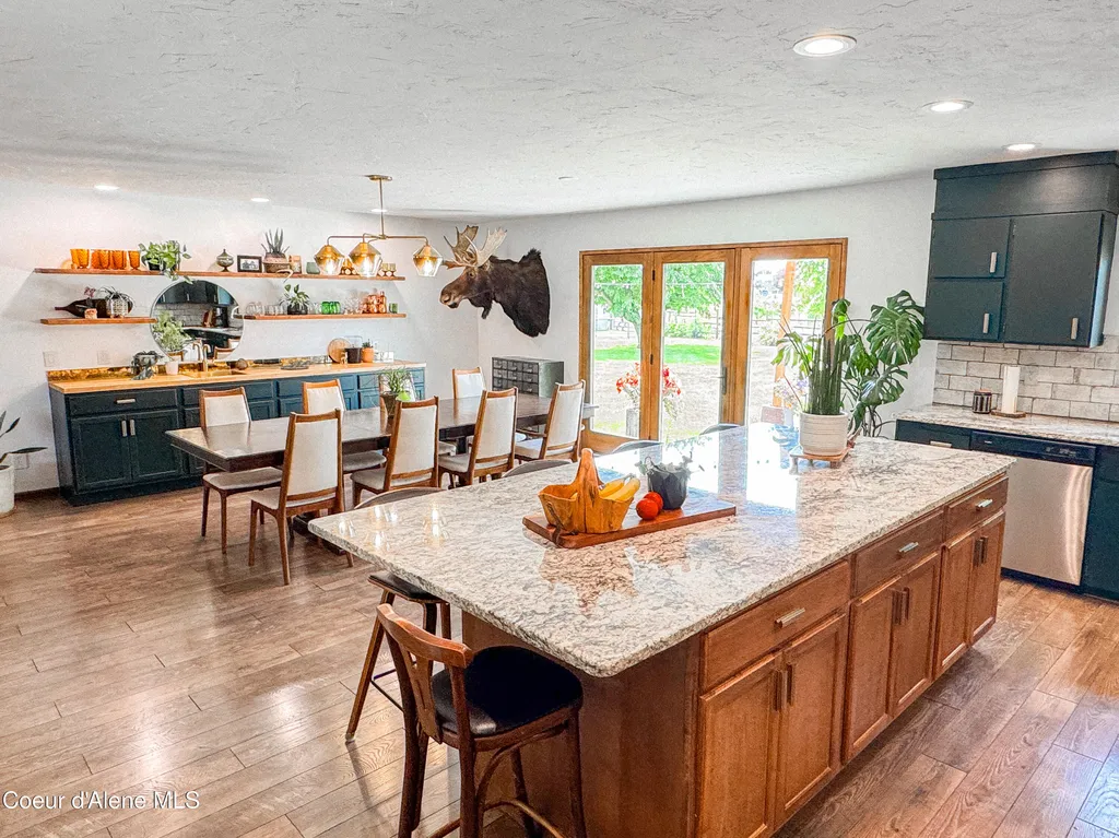 9481 N Chateaux Drive Hayden ID 83835