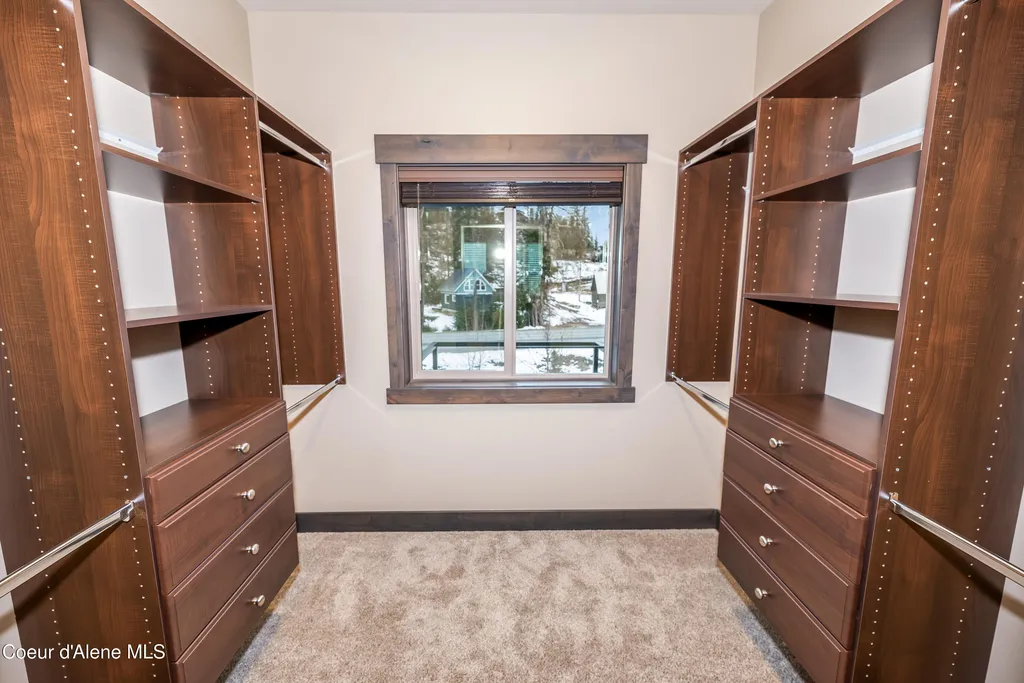 96 Palouse Drive Nordman ID 83848