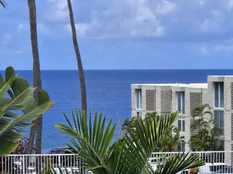 75-6016 Alii Drive Kailua-kona HI 96740
