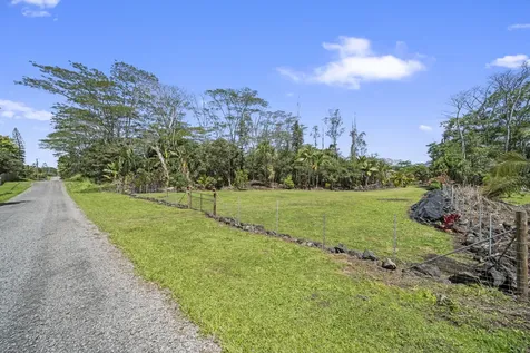 15-2035 12th Avenue Keaau HI 96749