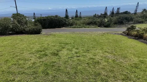 Hekau Street Naalehu HI 96772