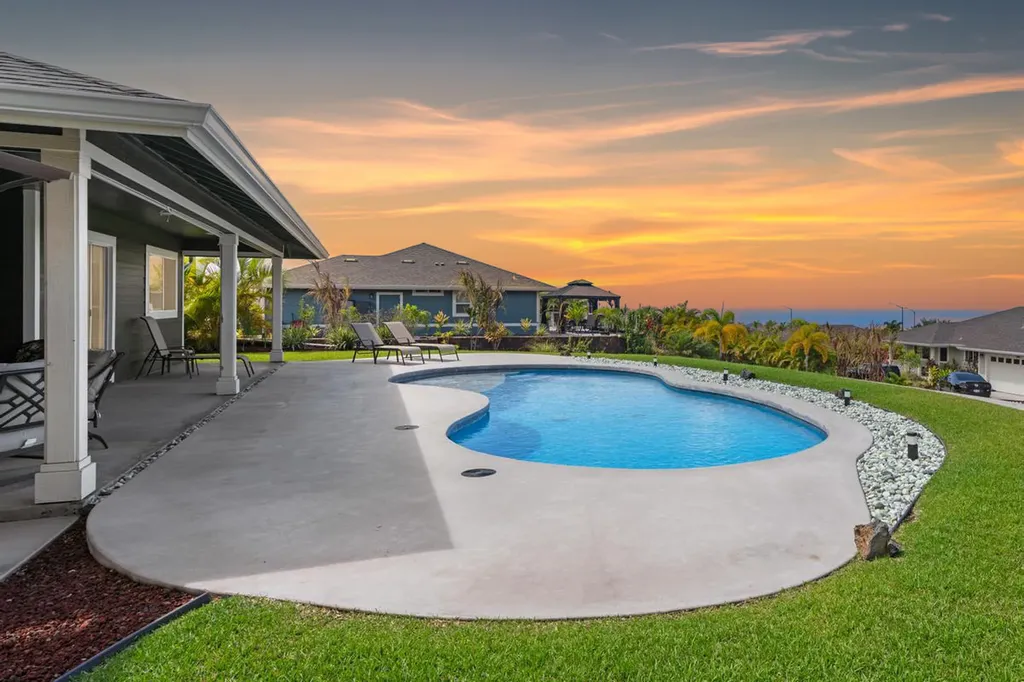 73-3725 Kaimalolo Place Kailua-kona HI 96740