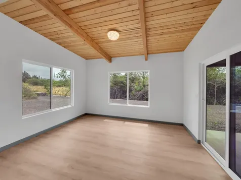 94-1679 Kaulua Street Naalehu HI 96772