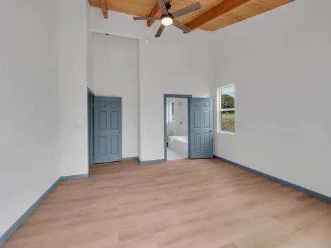 94-1679 Kaulua Street Naalehu HI 96772