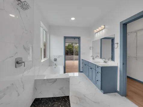 94-1679 Kaulua Street Naalehu HI 96772