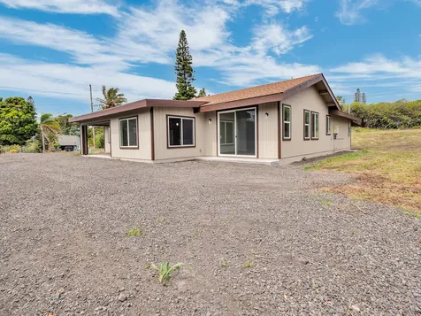 94-1679 Kaulua Street Naalehu HI 96772