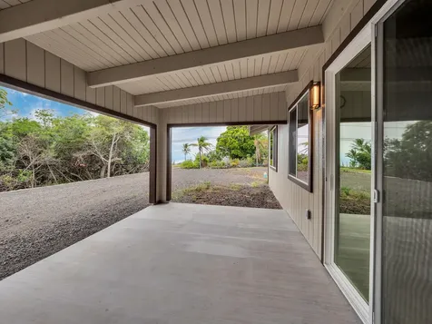 94-1679 Kaulua Street Naalehu HI 96772