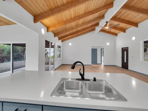 94-1679 Kaulua Street Naalehu HI 96772