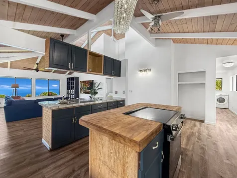 87-2814 Hawaii Belt Road Captain Cook HI 96704