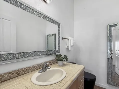 87-2814 Hawaii Belt Road Captain Cook HI 96704